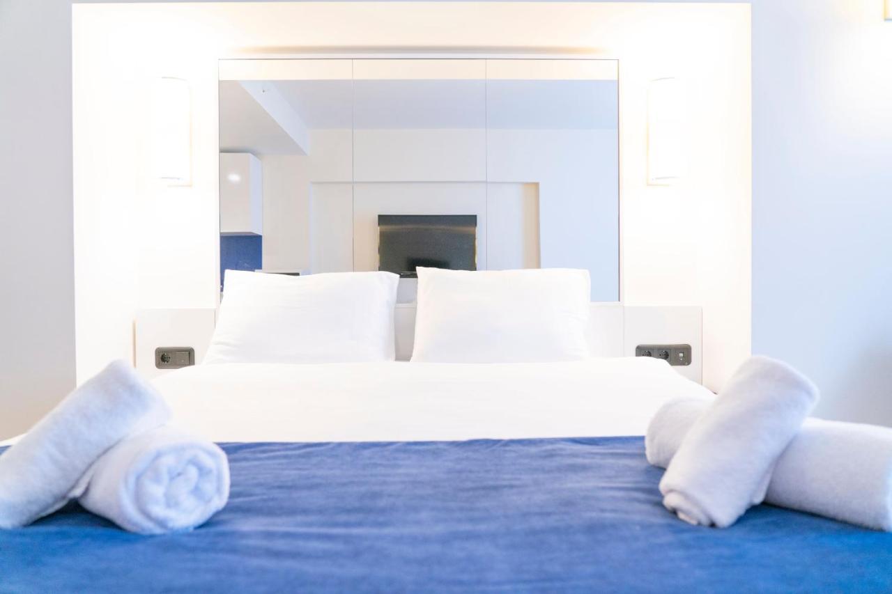 Orbi Sea View Apartment バトゥーミ エクステリア 写真